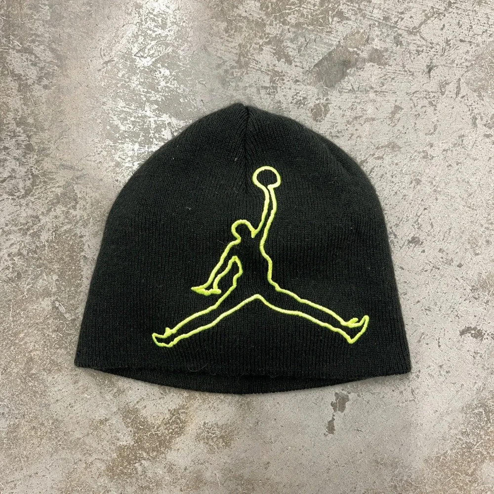 Jordan Youth Beanie Black Neon Yellow Jumpman Logo Knit Hat 1554-982-316